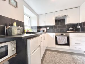 Photo 8- click for photo gallery